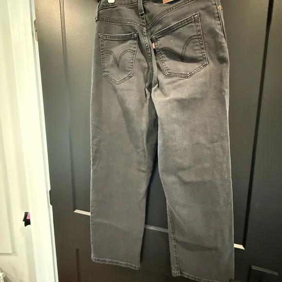 Levi Ribcage Straight Ankle Jeans - Black - Picture 6 of 6